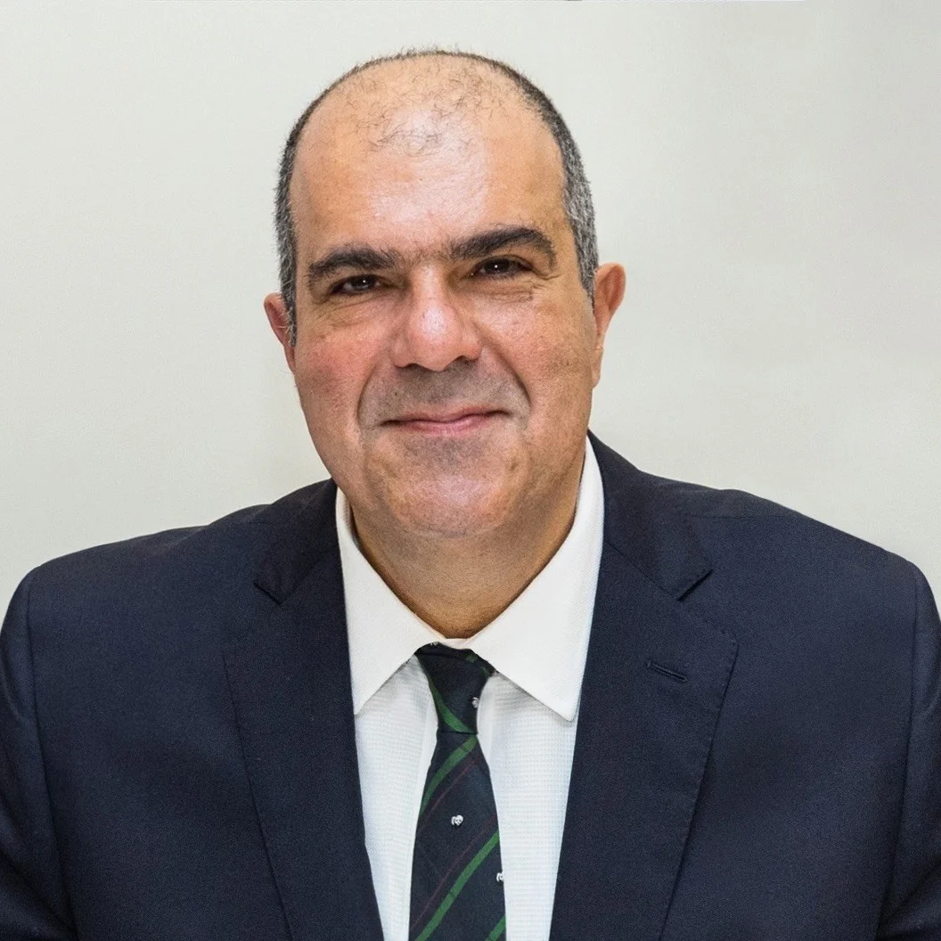 Stelios jakaa 200 000 euroa nuorille yrittäjille Kyproksella